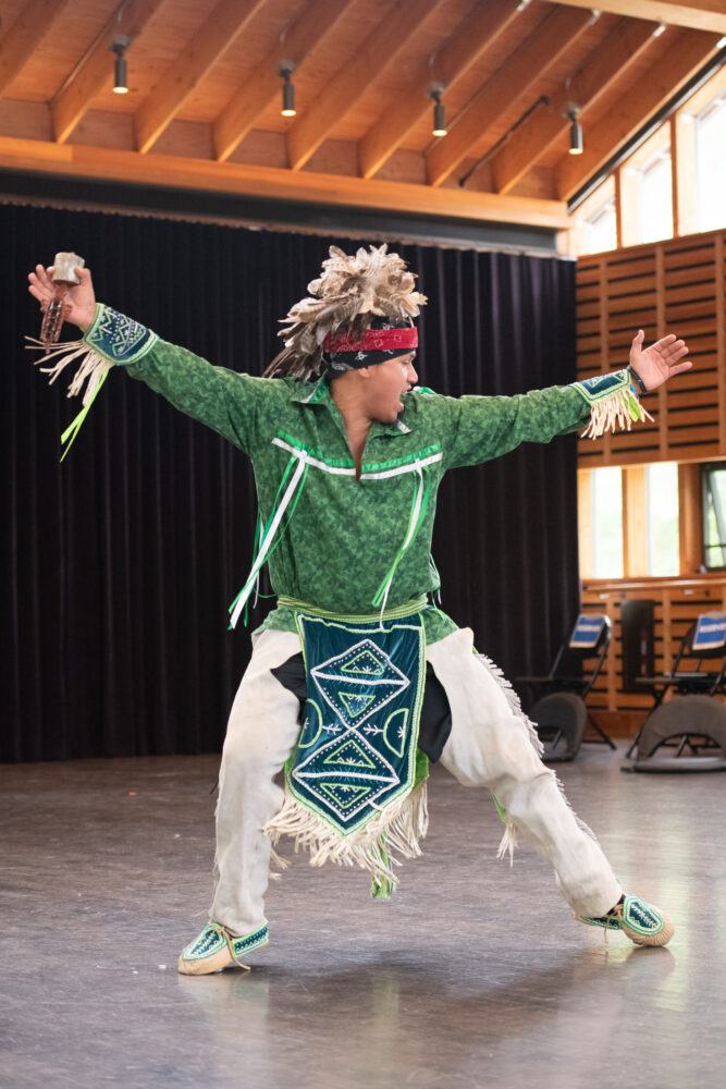 Iroquois traditional dances