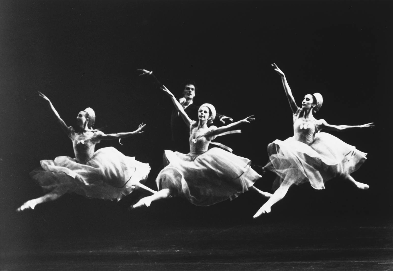 Pittsburgh Ballet Theatre: Valse Fantaisie - Jacob's Pillow Dance